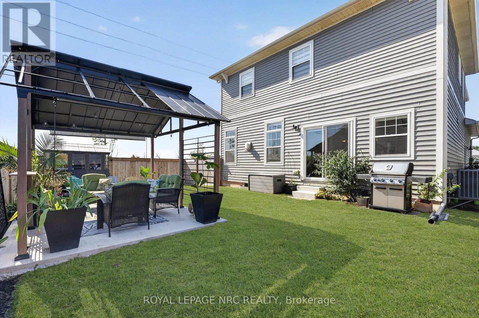 2 BEACHWALK CRESCENT - Image 37