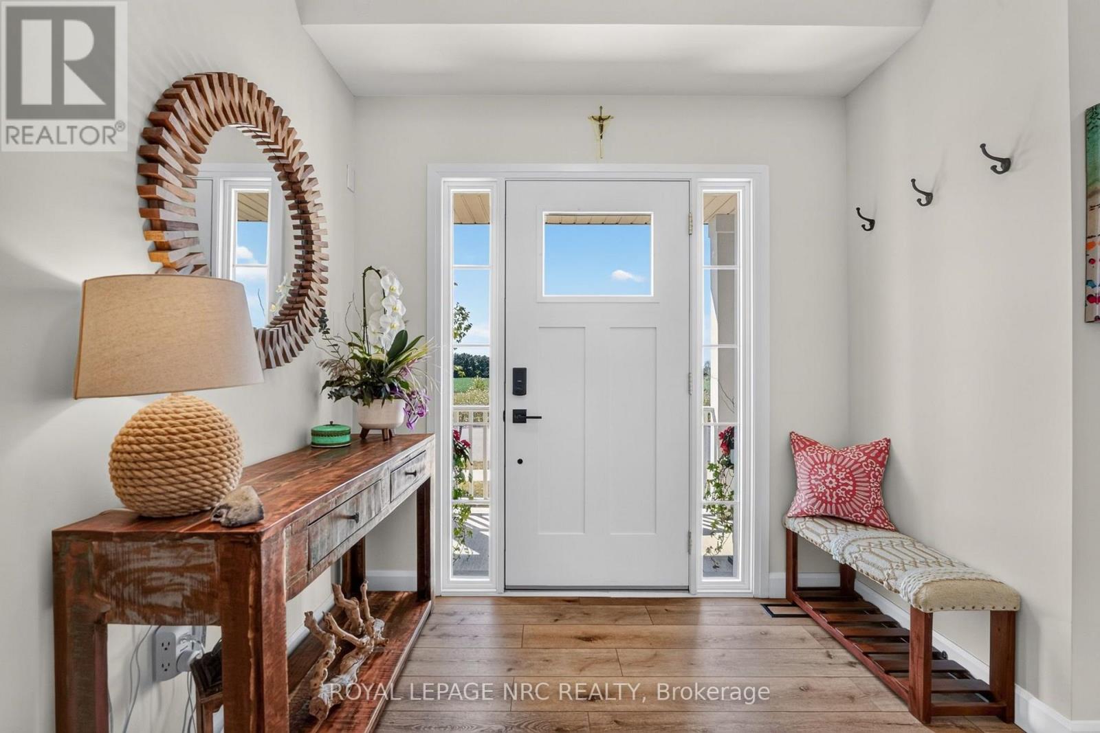 2 BEACHWALK CRESCENT - 6