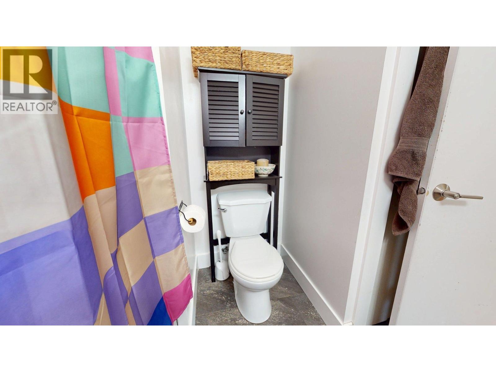 3 Bed, 1 Bath House for Sale in Squamish – 29 39768 GOVERNMENT ROAD, Squamish – MLS# R3153965 - Image 25