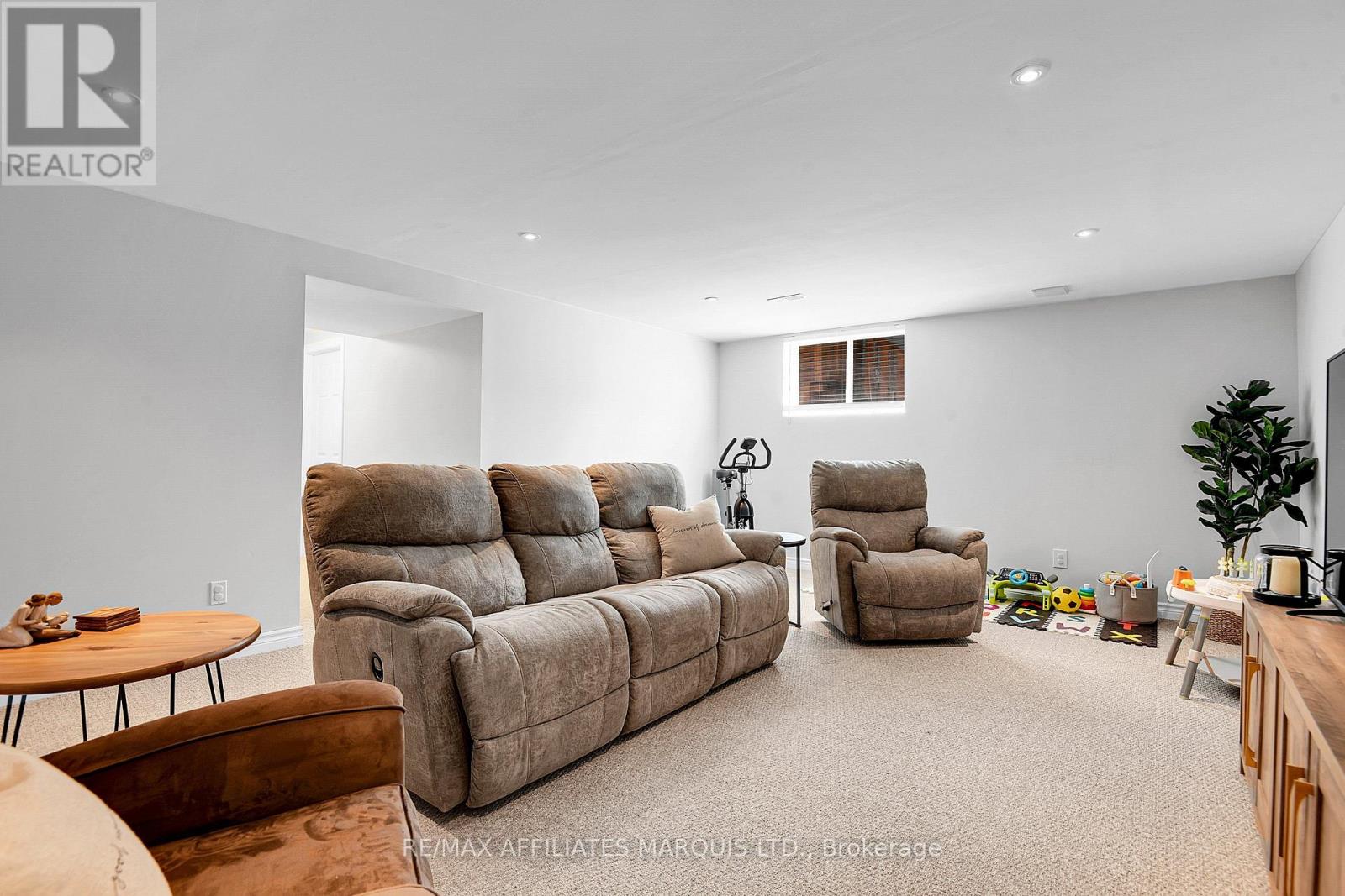 3326 NORTHDALE DRIVE - Image 24