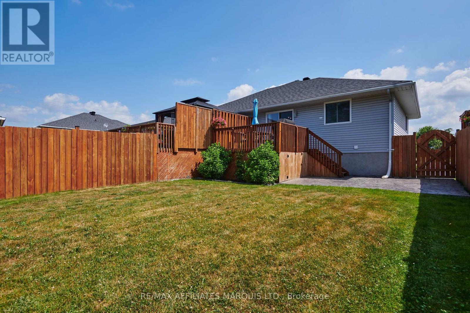 3326 NORTHDALE DRIVE - 33