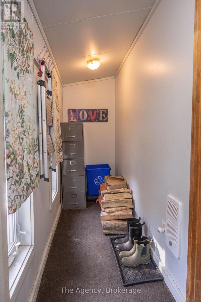 1094 SPRINGDALE PARK ROAD N - Image 6