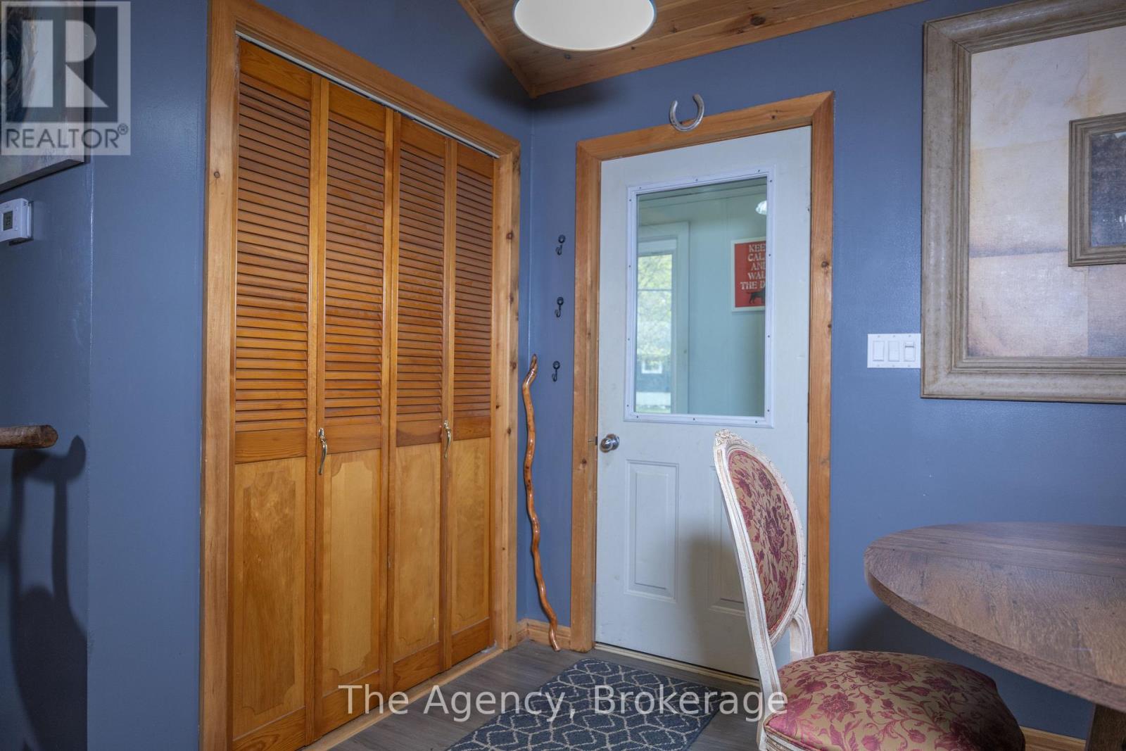 1094 SPRINGDALE PARK ROAD N - 7