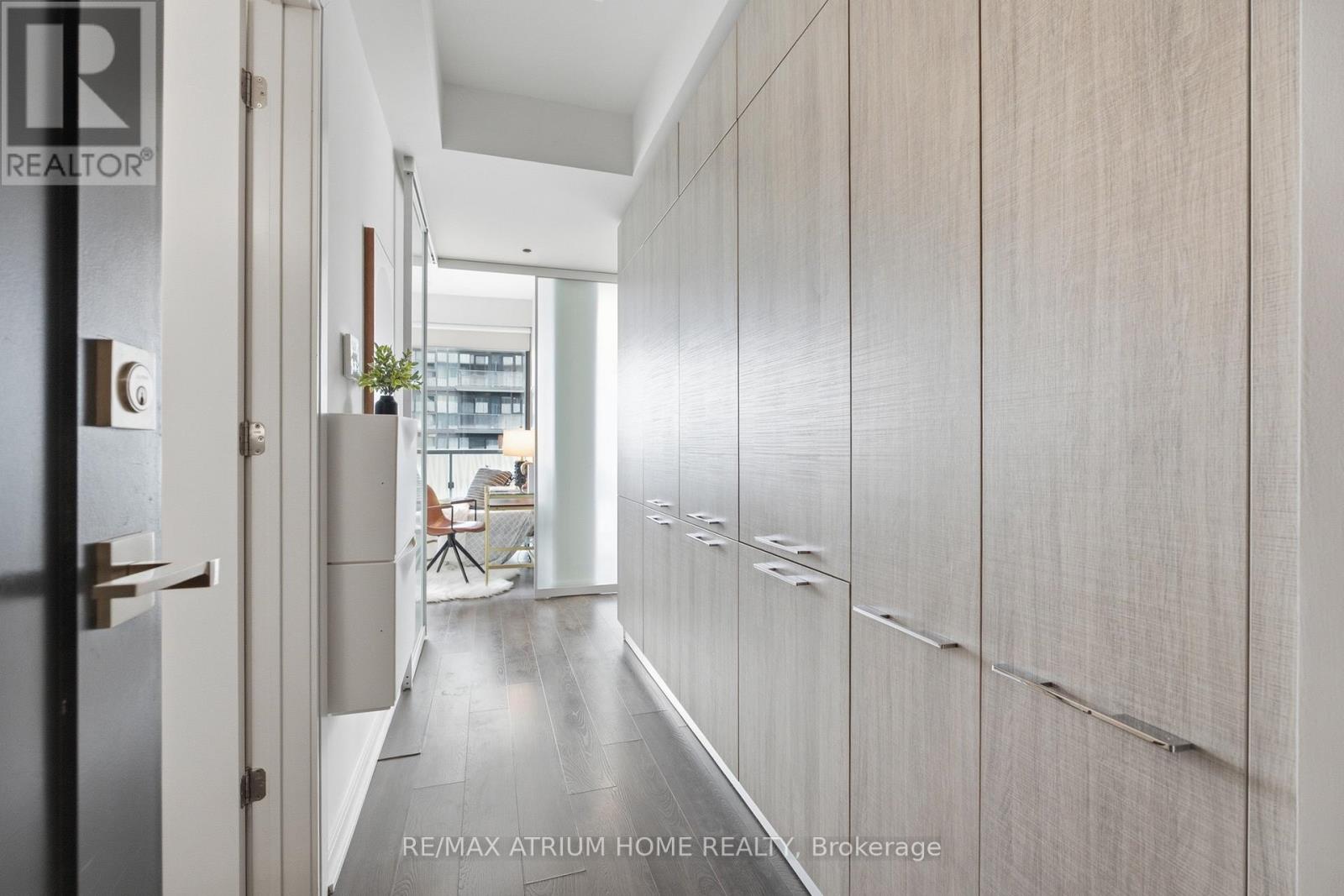 #4413 50 CHARLES STREET E - 7