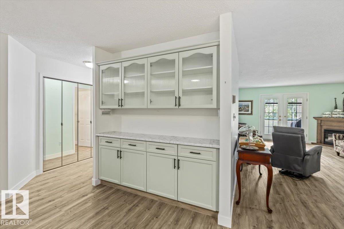 #307 45 GERVAIS RD - 11