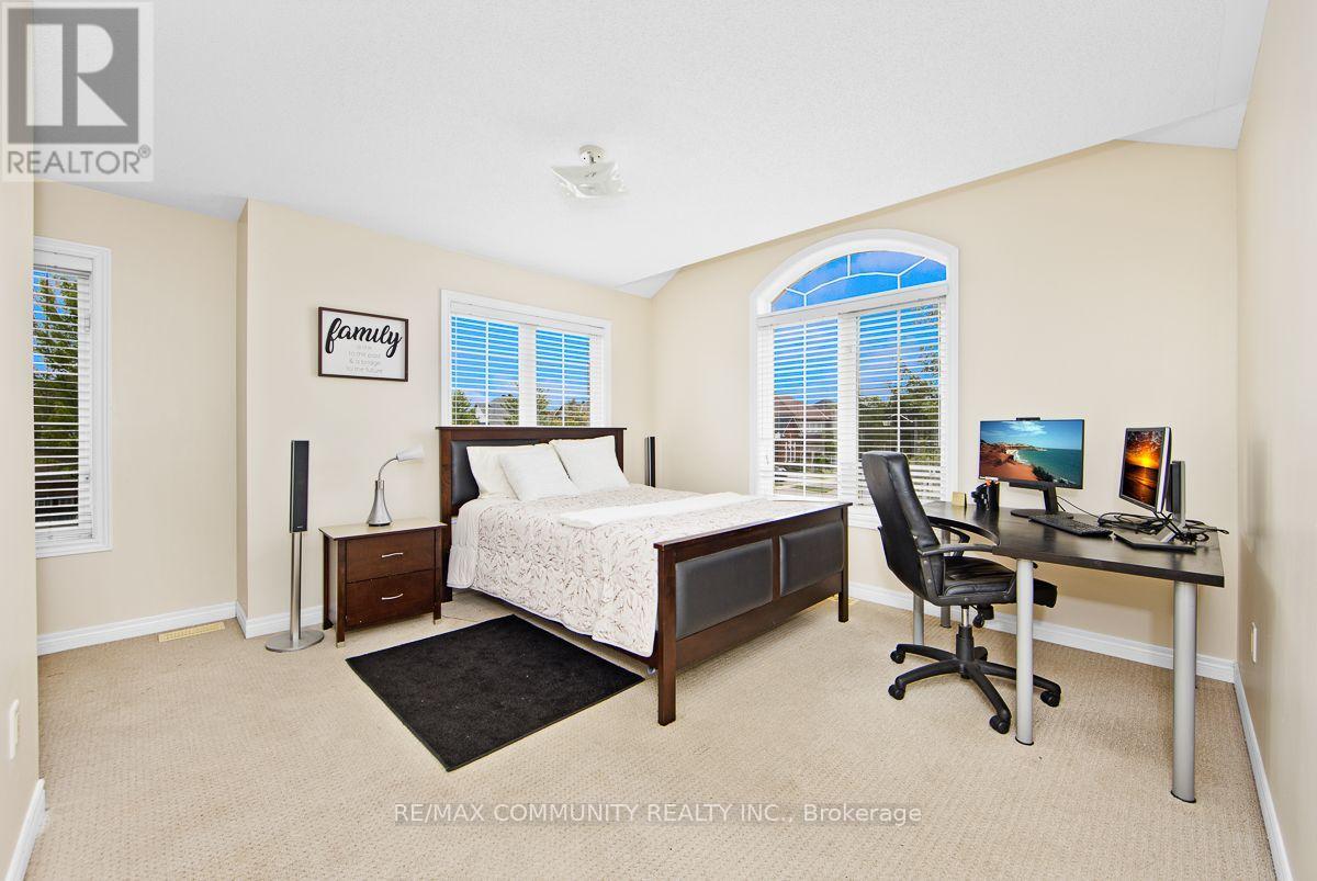 2 SOLACE ROAD - 25