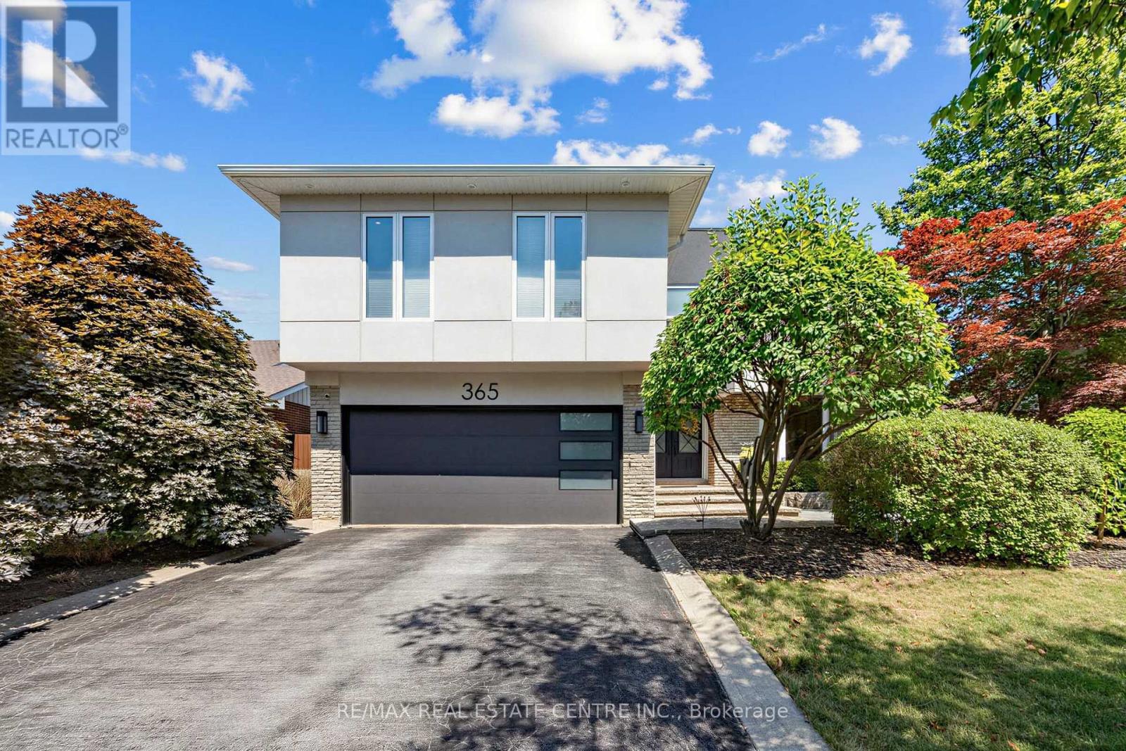 Photo of 365 Lynn Place