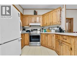1, 3223 83 Street, Calgary, AB T3B5M7 Photo 18