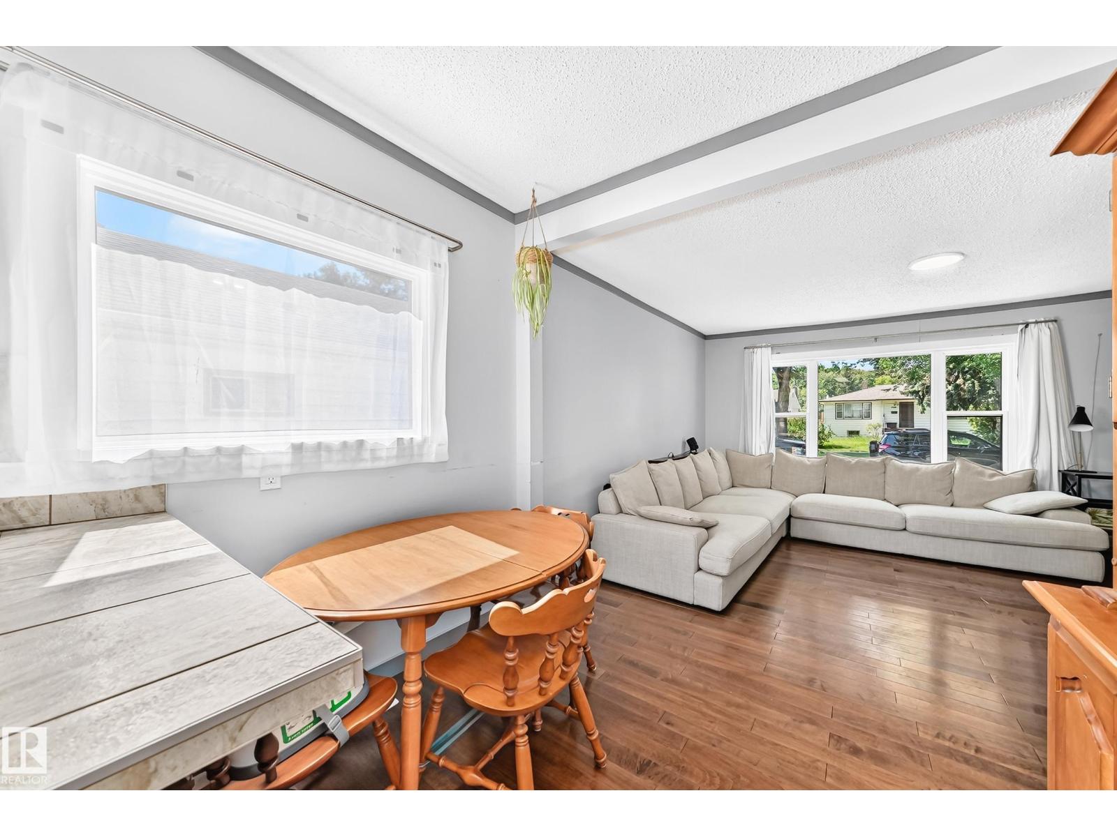 12253 94 ST NW - Image 11