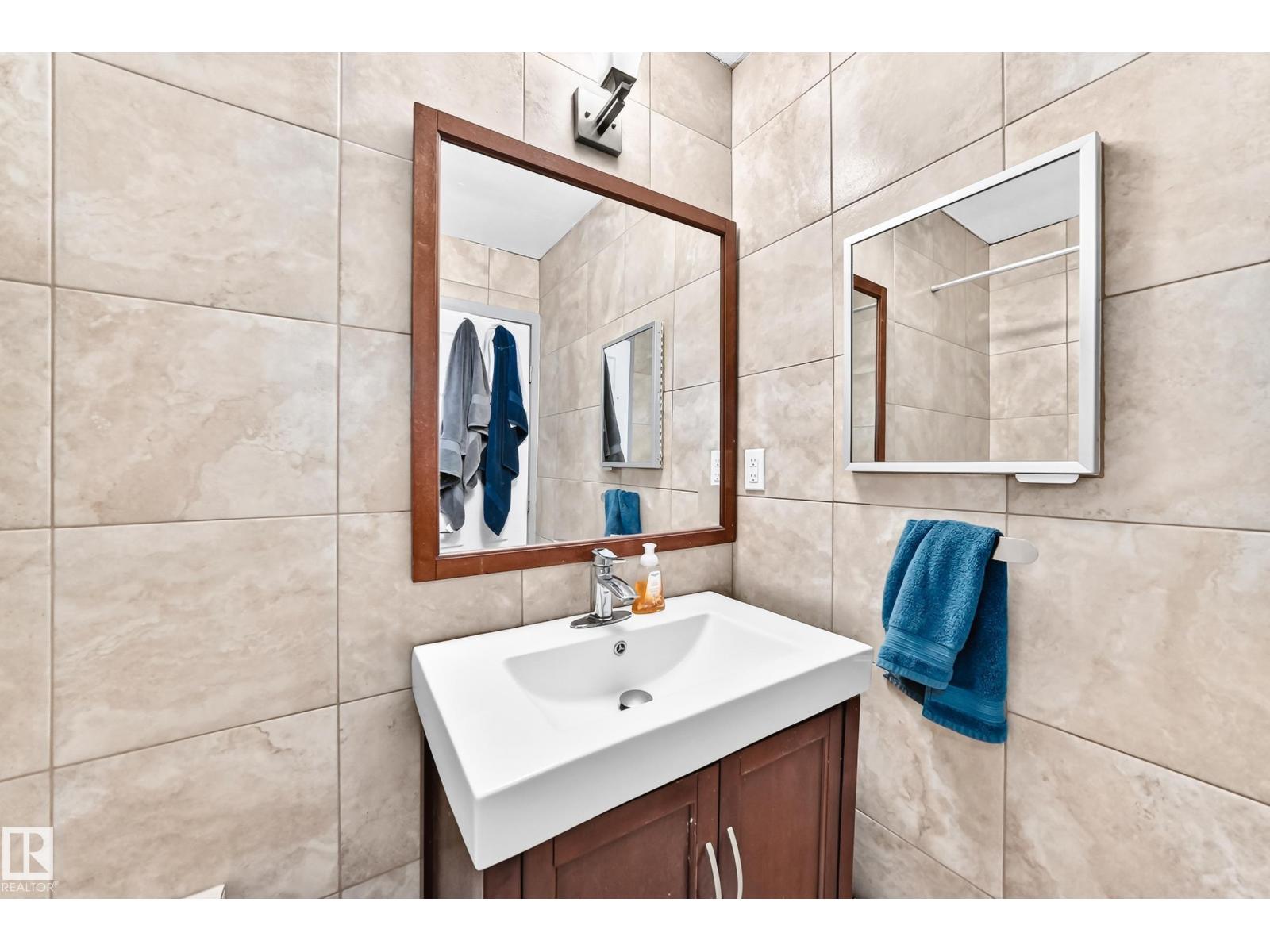 12253 94 ST NW - Image 24