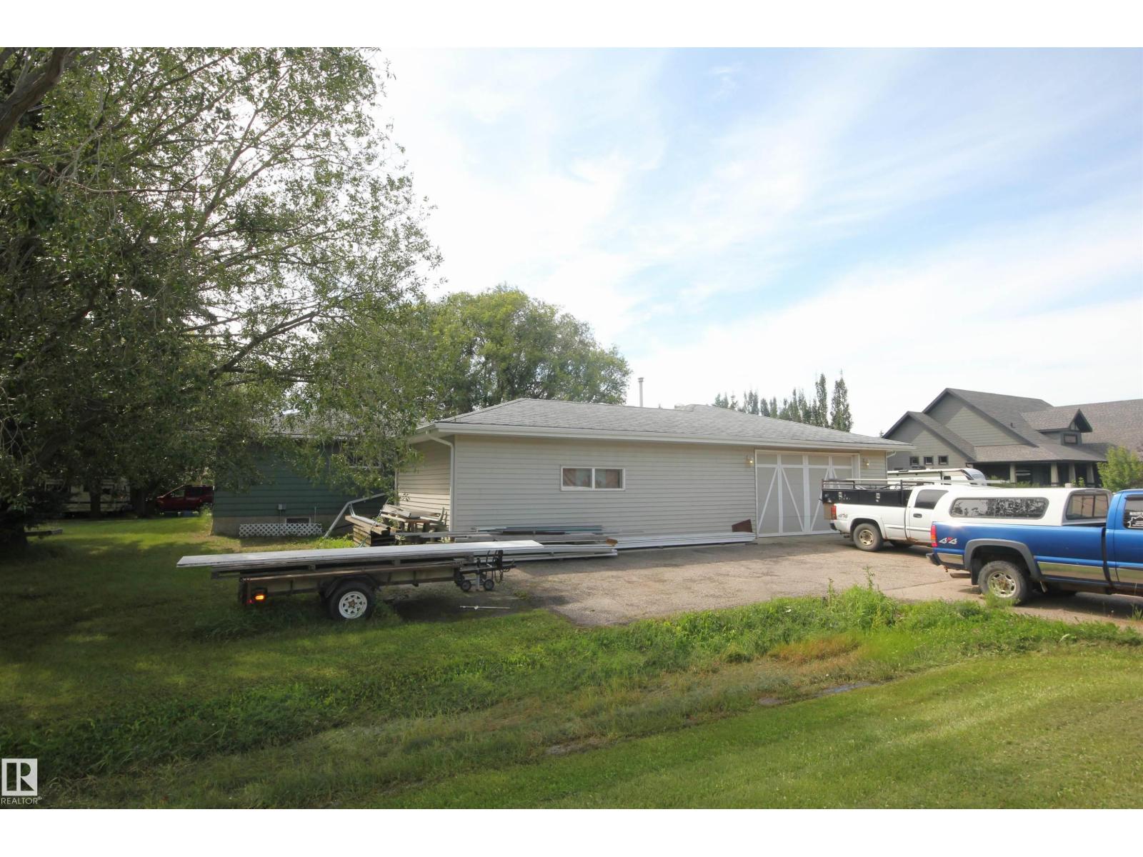 272 Paquin ST - 2