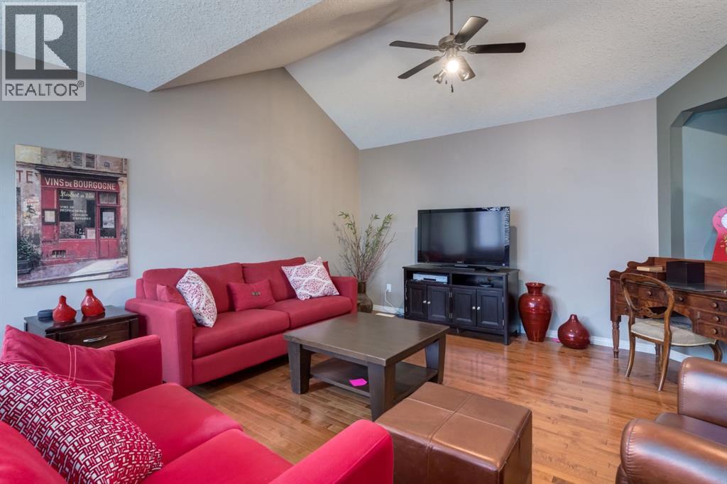 218 Springbank Villas SW - Image 18