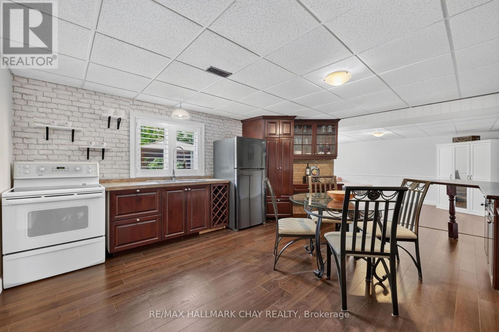 36 MULOCK DRIVE - Image 39