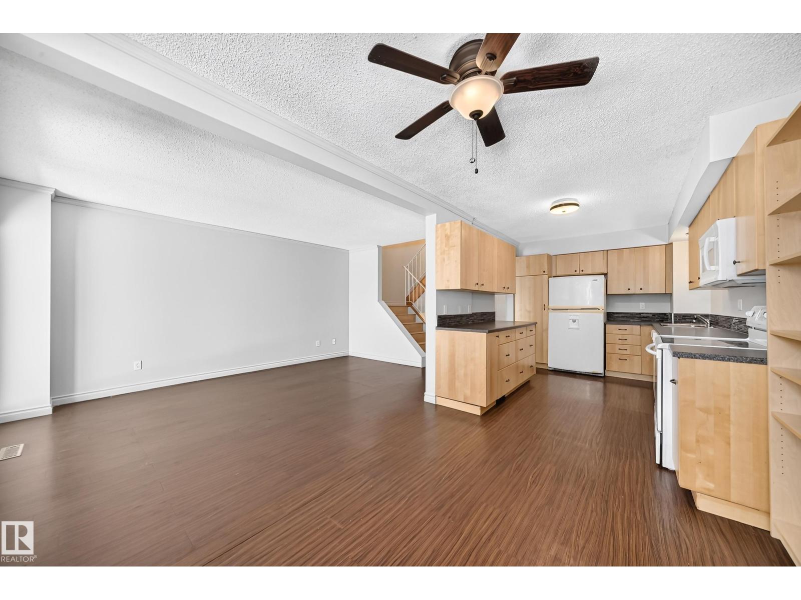 13469 40 ST NW - Image 11