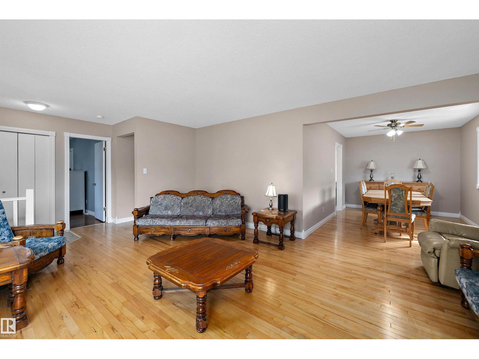 3511 73 ST NW - Image 5
