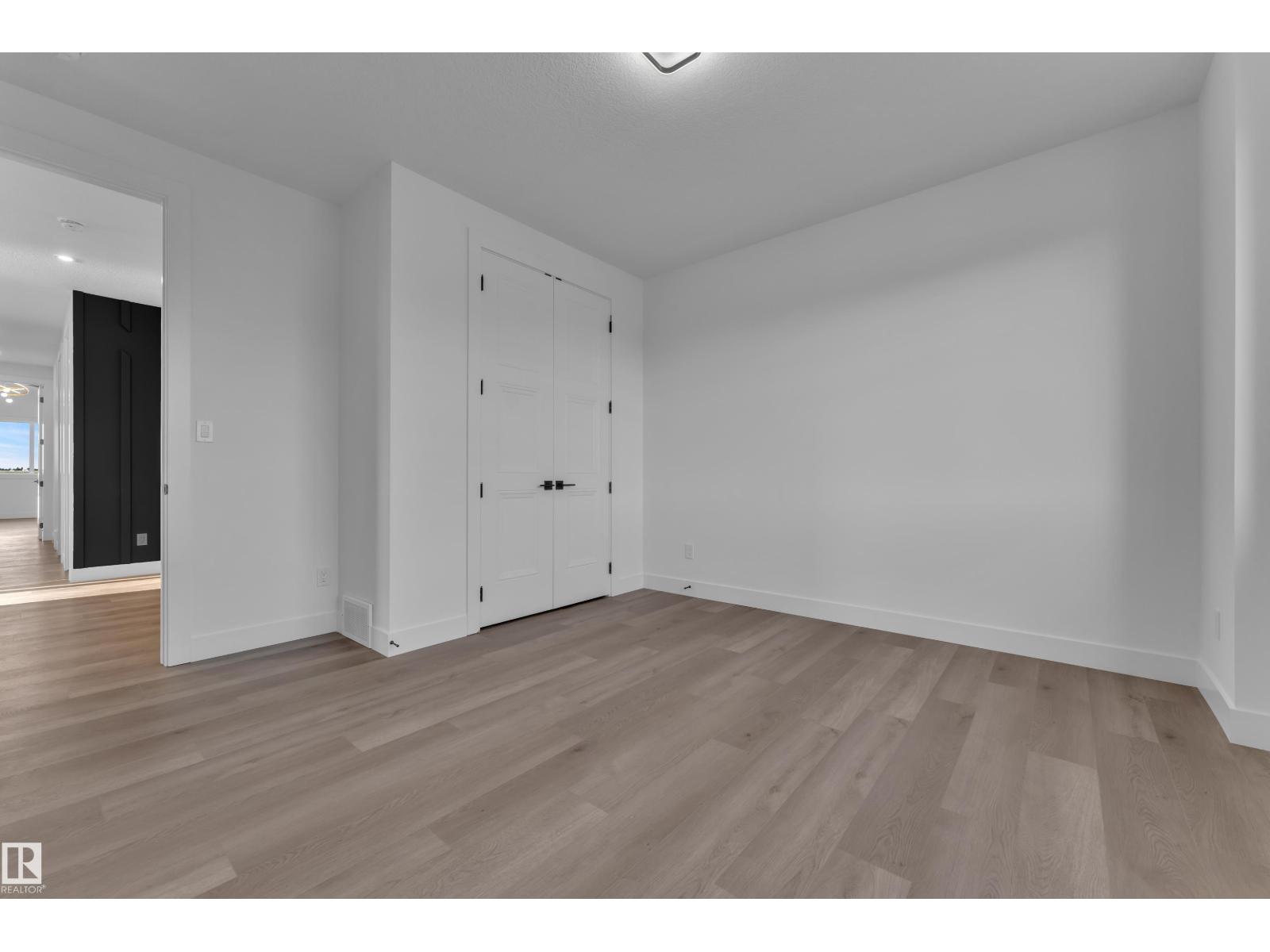 2039 156 AV NW - Image 26