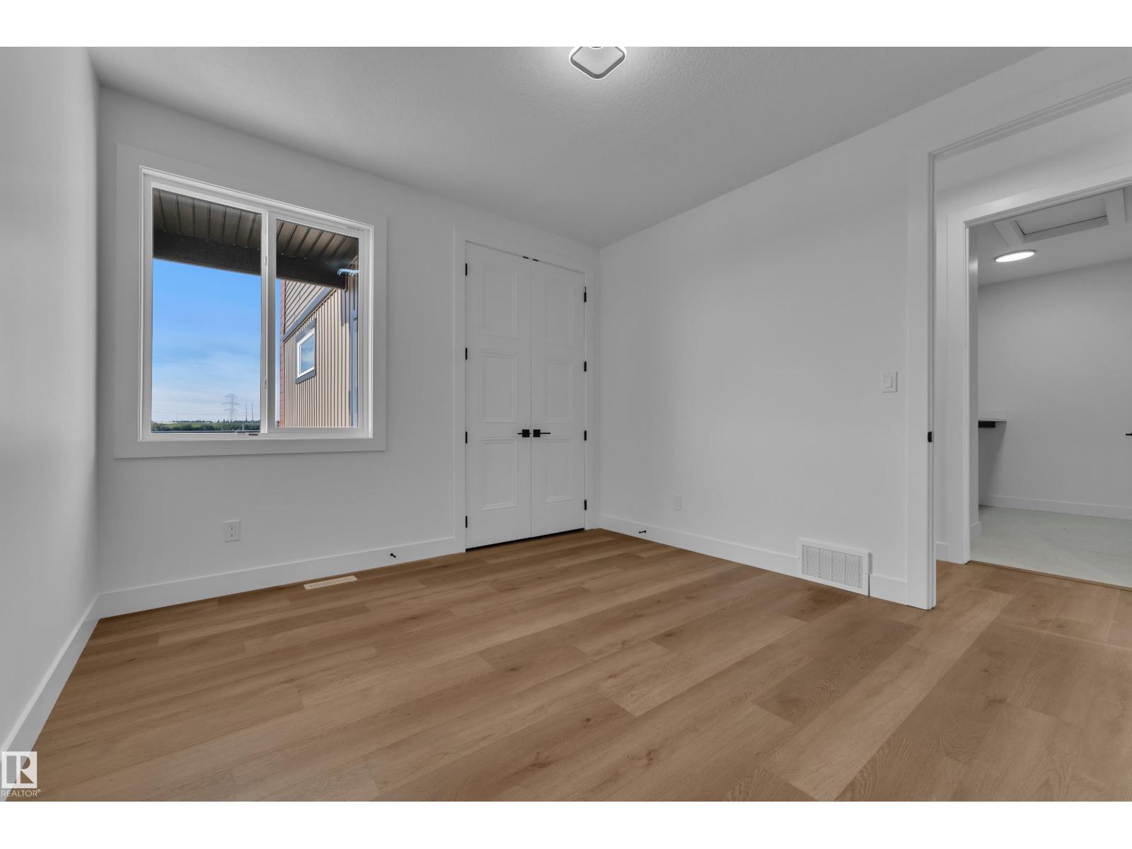 2039 156 AV NW - Image 25