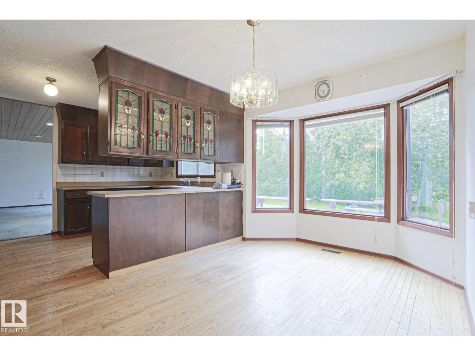 #278 53050 RGE ROAD 220 - Image 11