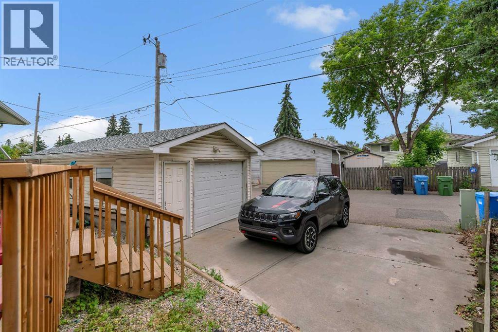 27 Dovercrest Way SE - 27