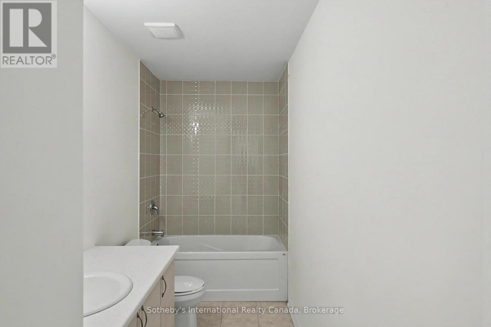 9 HILLCROFT WAY - 26