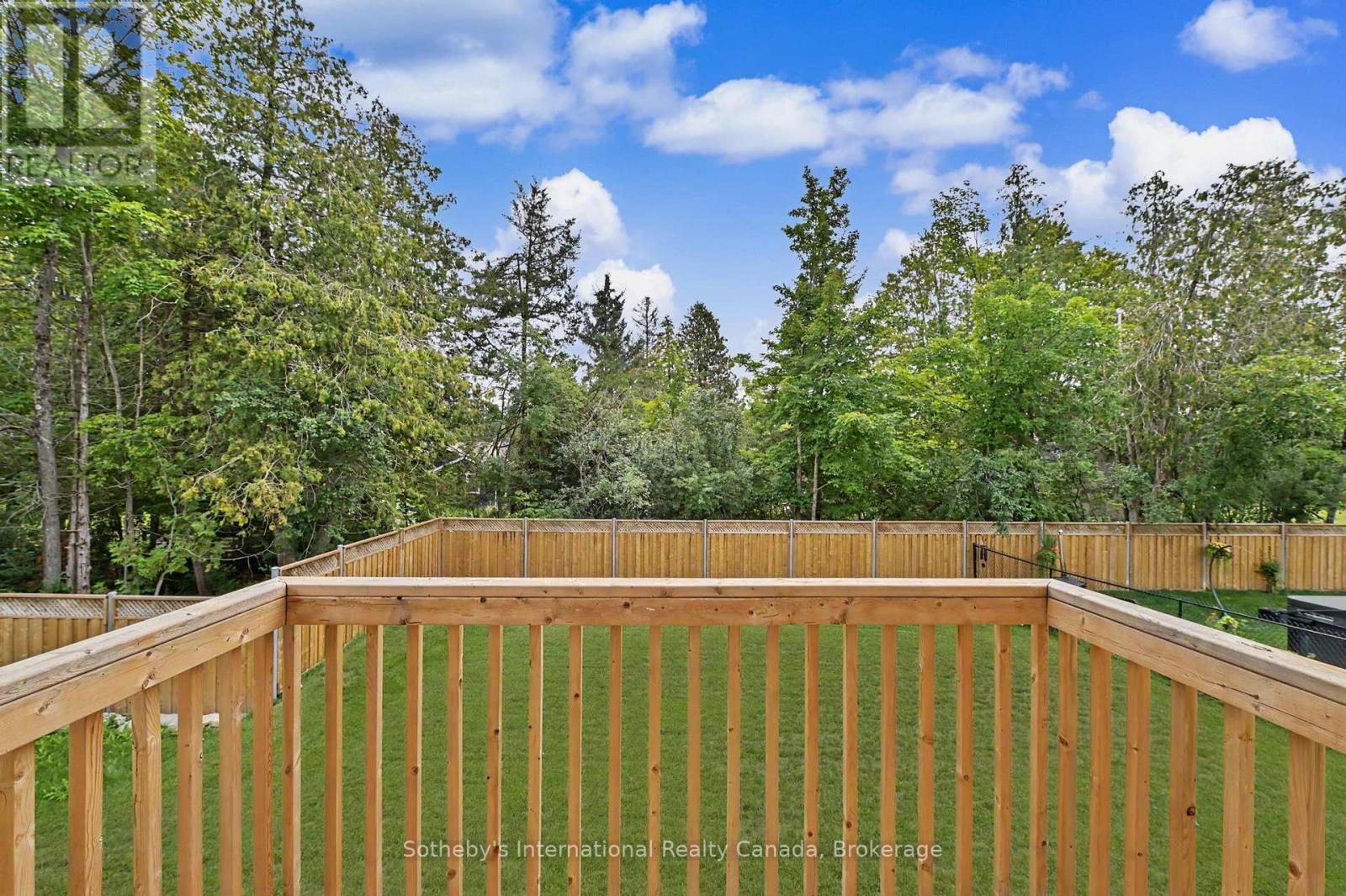 9 HILLCROFT WAY - 37