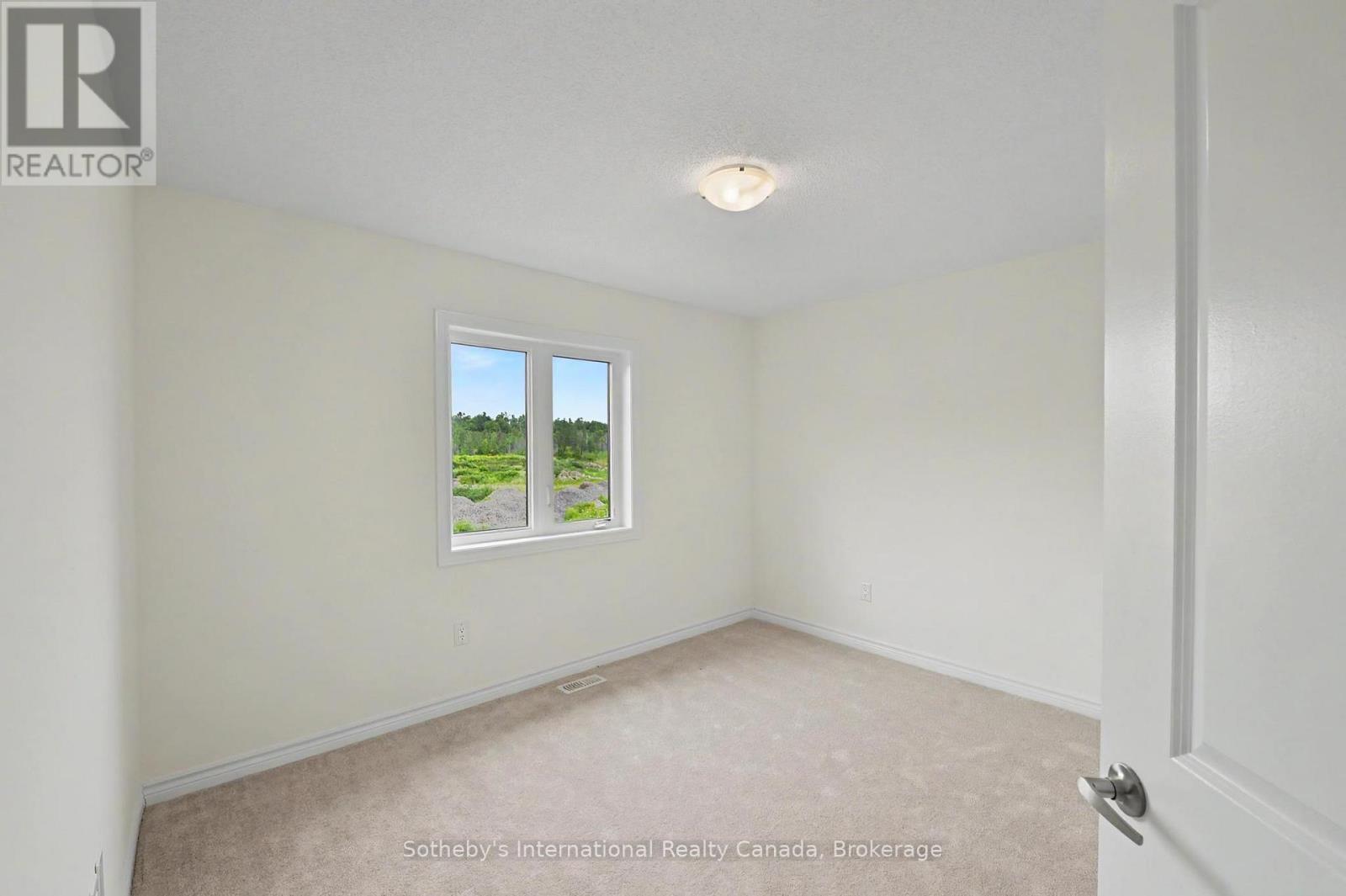 12 HILLCROFT WAY - 37