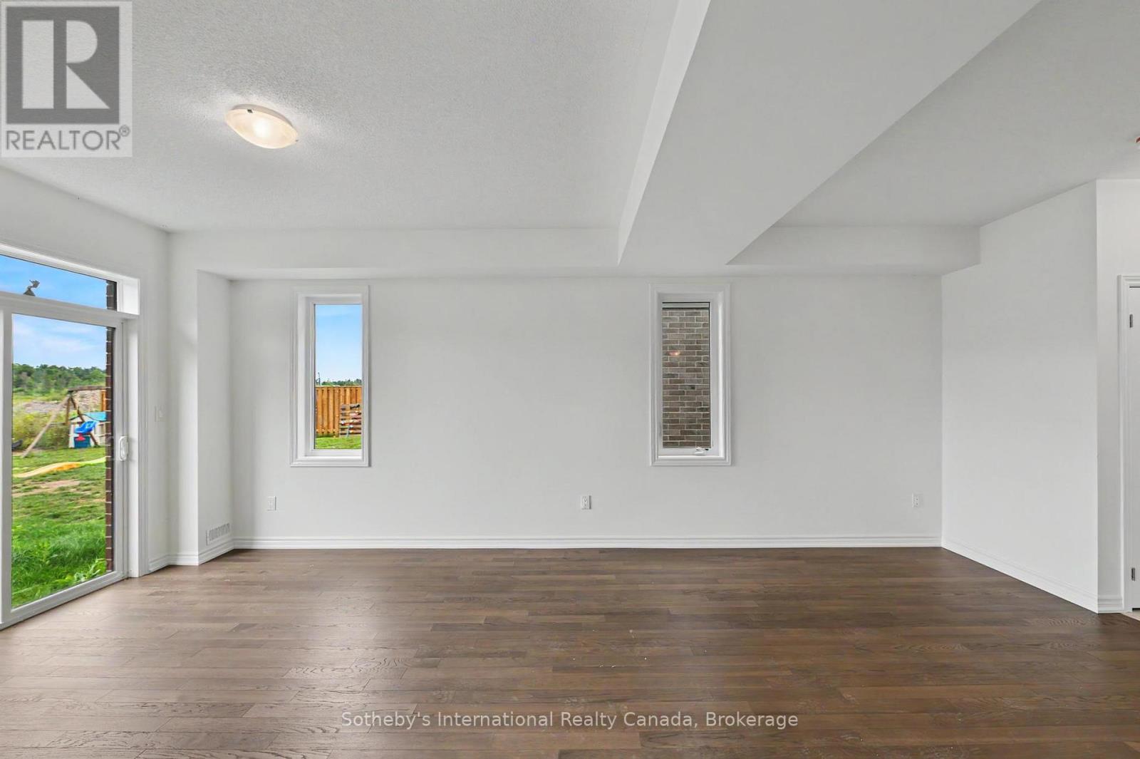 12 HILLCROFT WAY - Image 42