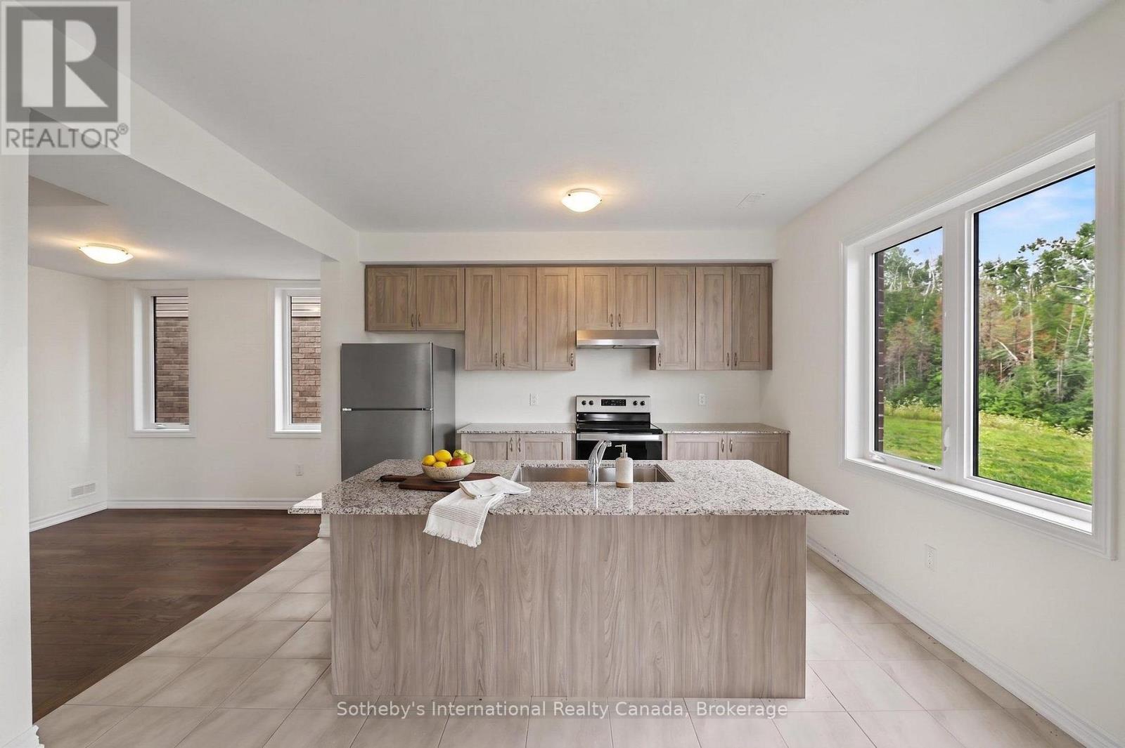 12 HILLCROFT WAY - Image 8