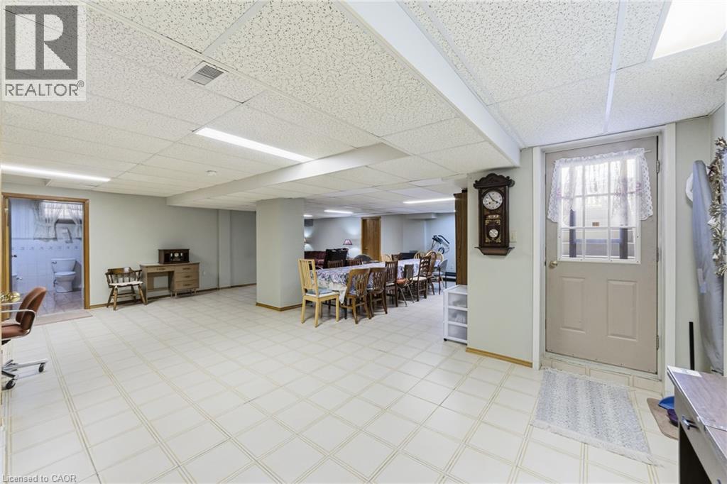 546 DICENZO Drive - 28