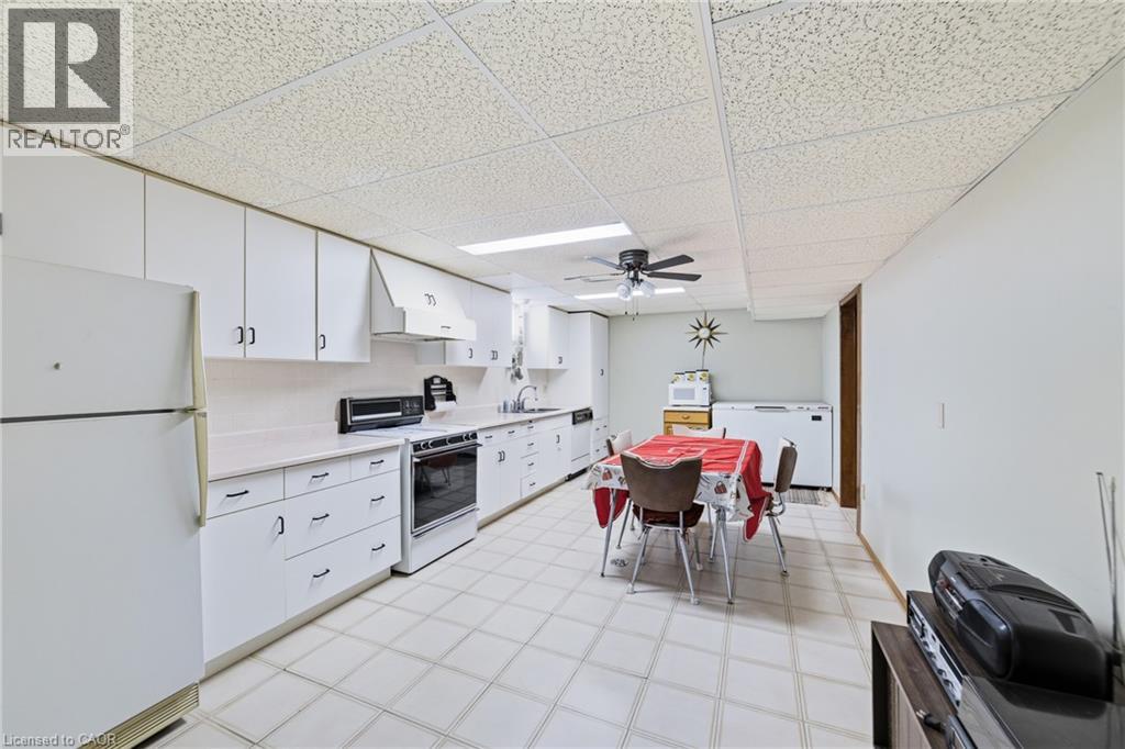 546 DICENZO Drive - 35