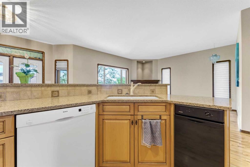 144 Sundance Road SW - 13
