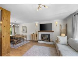 19847 38a Avenue, Langley, BC V3A2V1 Photo 8