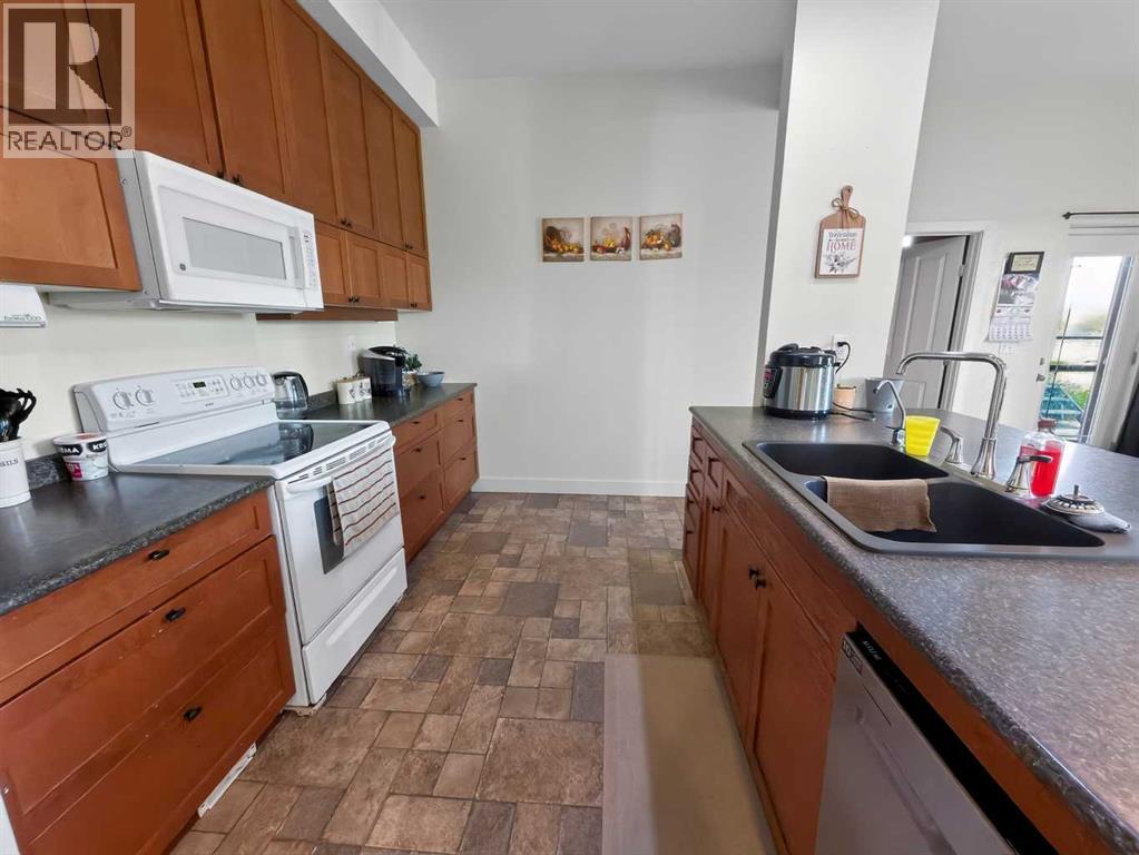 235044 TWP RD 821A - Image 14