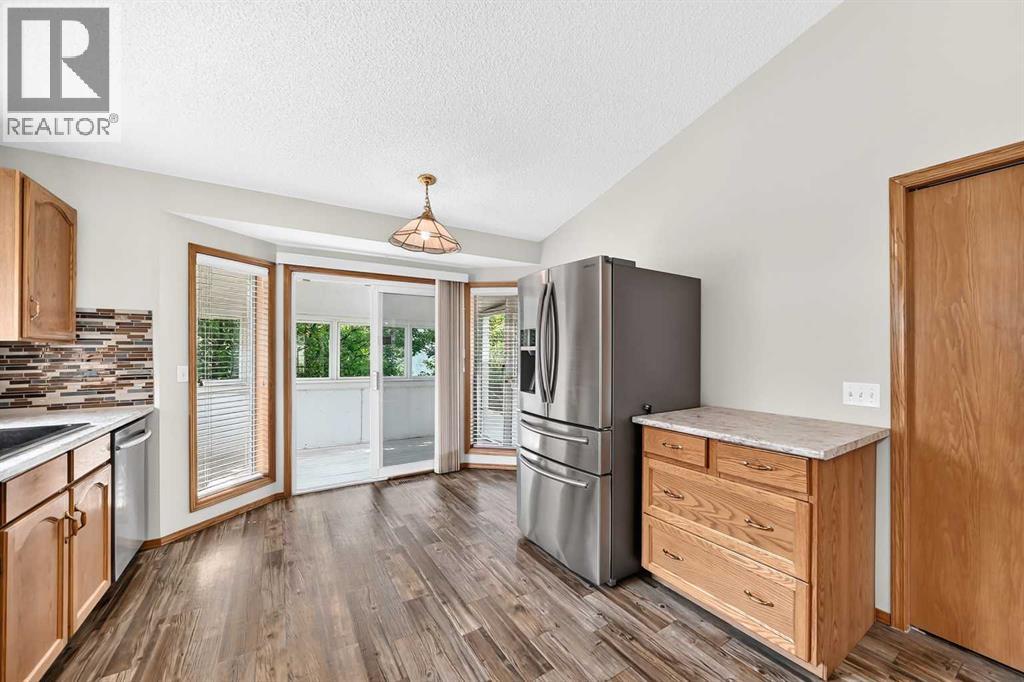 108 Woodside Close NW - 4