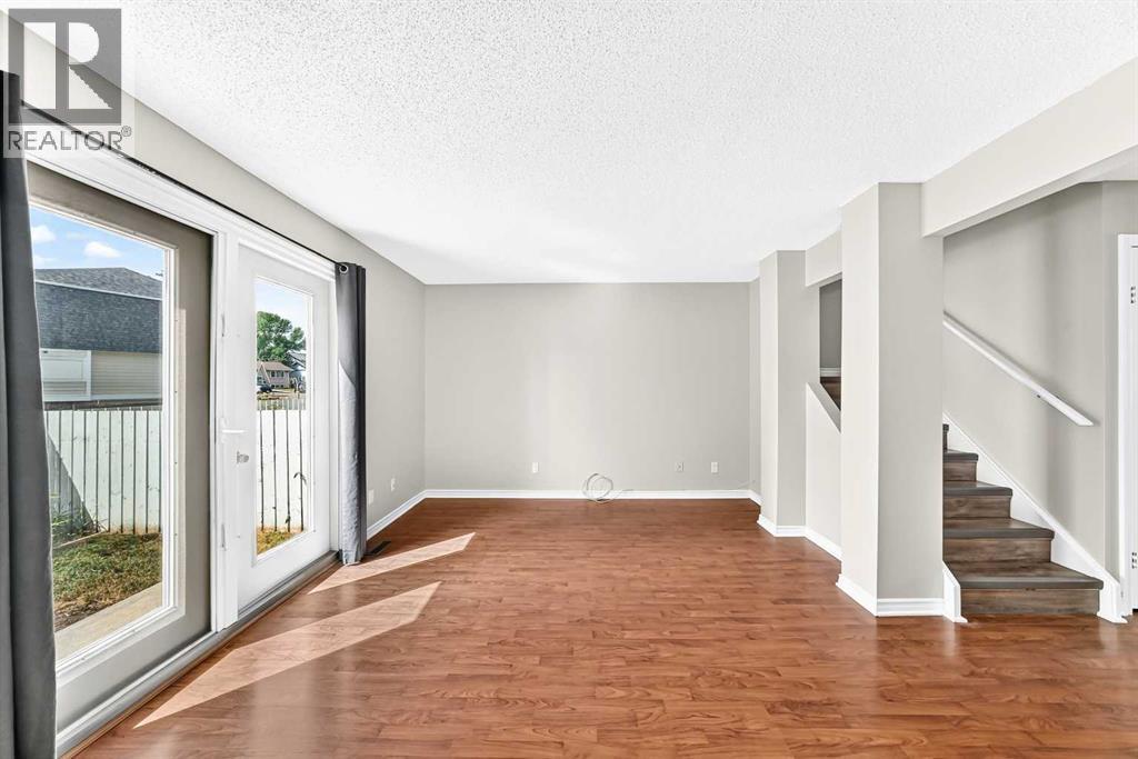 315 Georgian Villas NE - 10
