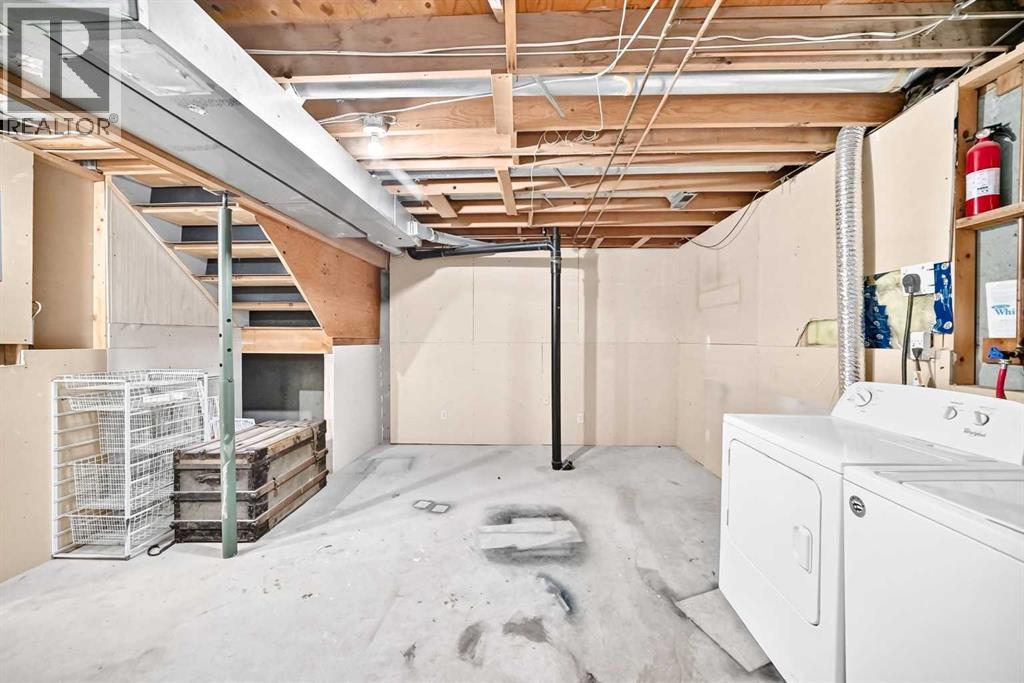 315 Georgian Villas NE - 40