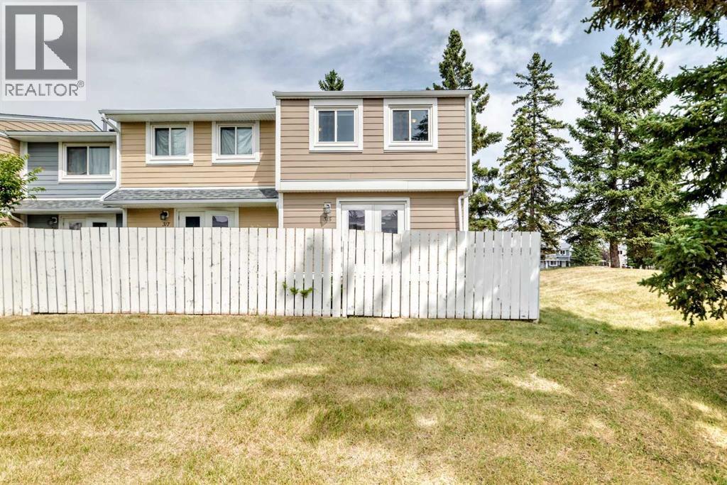 315 Georgian Villas NE - 42