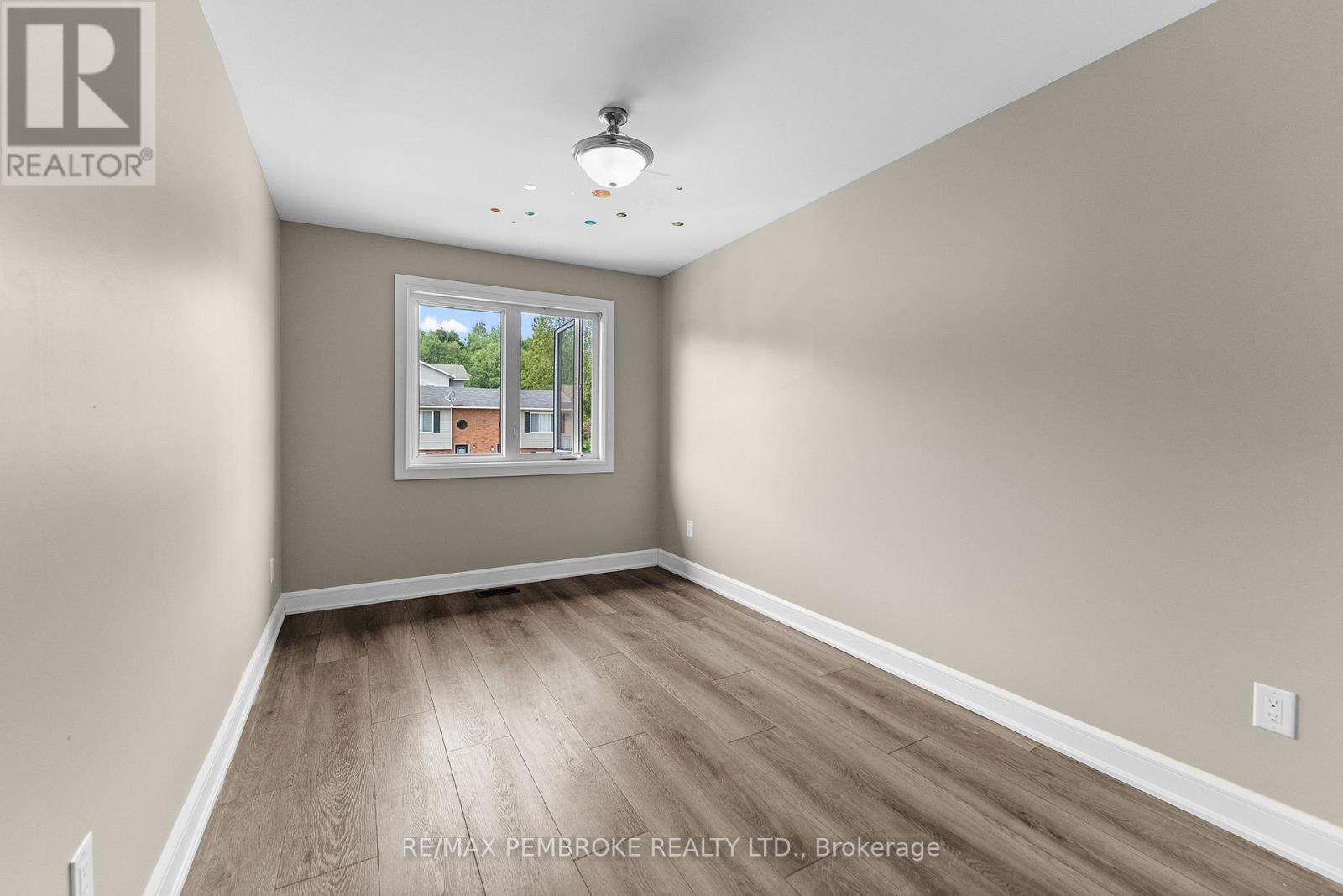 41 NORTHBROOK ROAD - 20