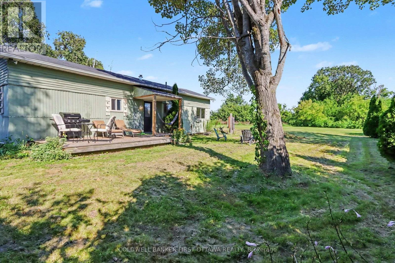 17 BRIDLE PATH - 28