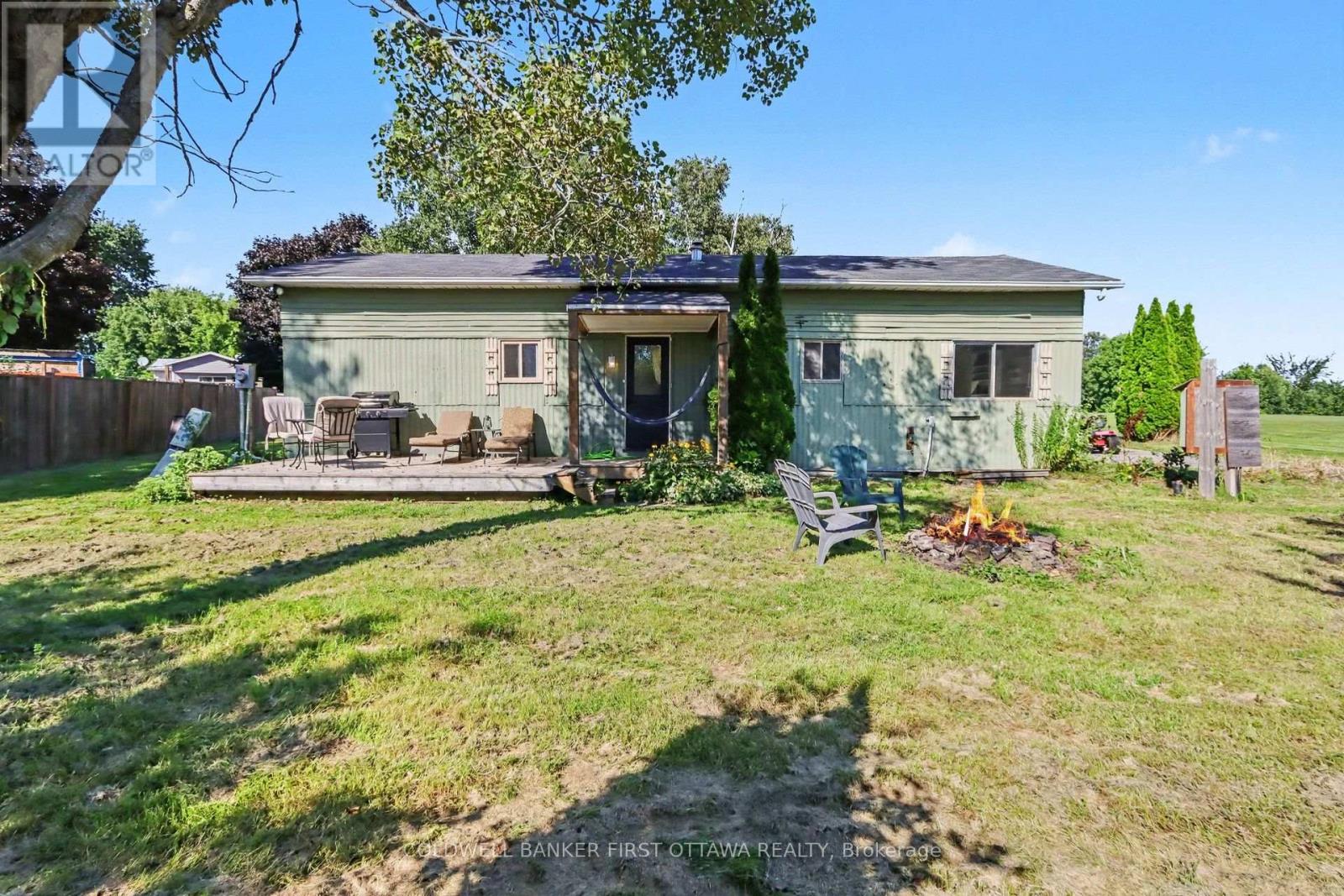 17 BRIDLE PATH - 30