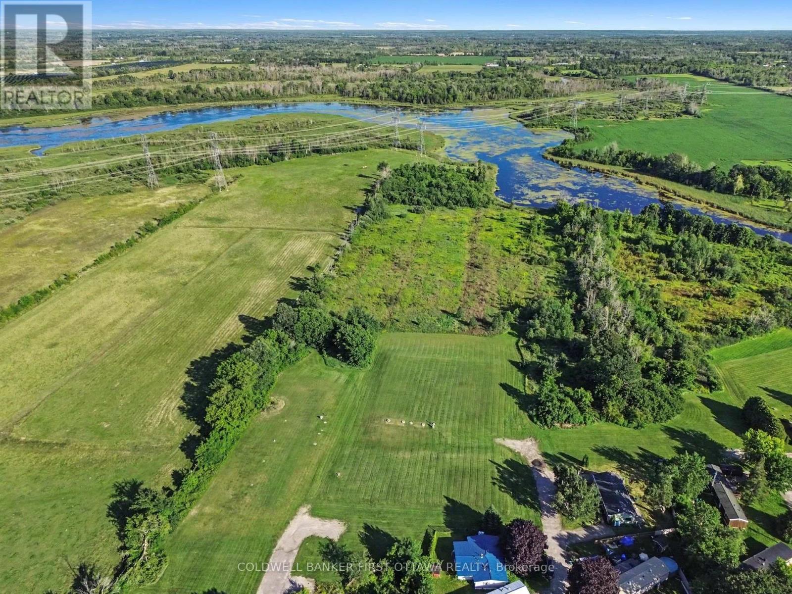 17 BRIDLE PATH - 34