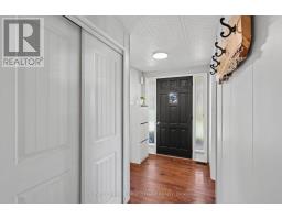 17 Bridle Path, Rideau Lakes, ON K7A0J4 Photo 6