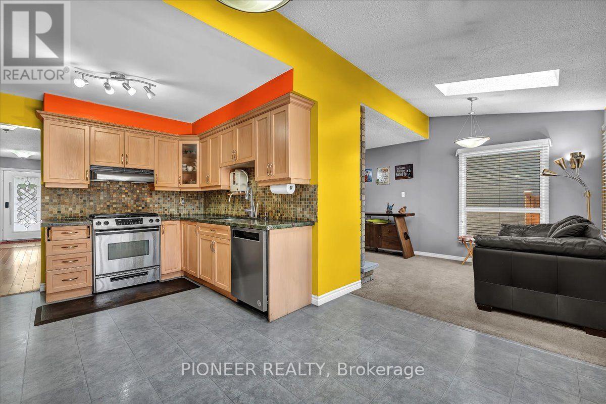 6452 EASTRIDGE ROAD - 16