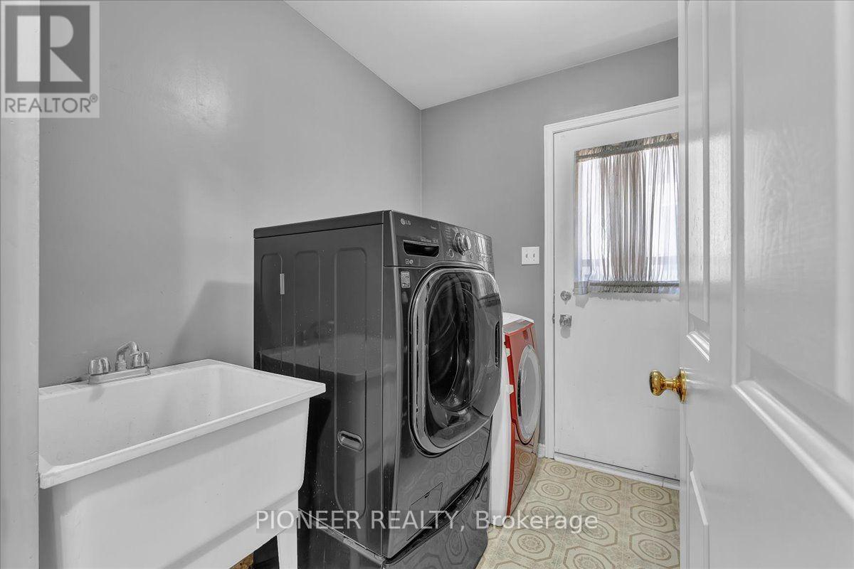 6452 EASTRIDGE ROAD - 21