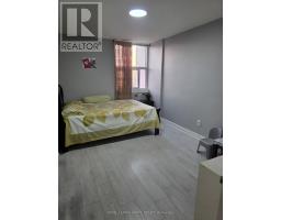 415 - 5 Massey Square, Toronto, ON M4C5L6 Photo 15