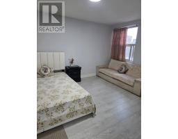 415 - 5 Massey Square, Toronto, ON M4C5L6 Photo 13