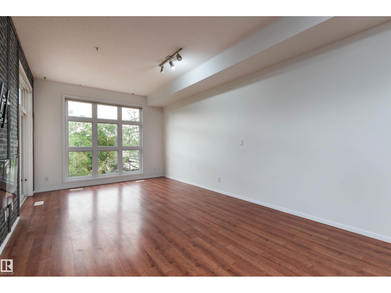#321 10407 122 ST NW - 13