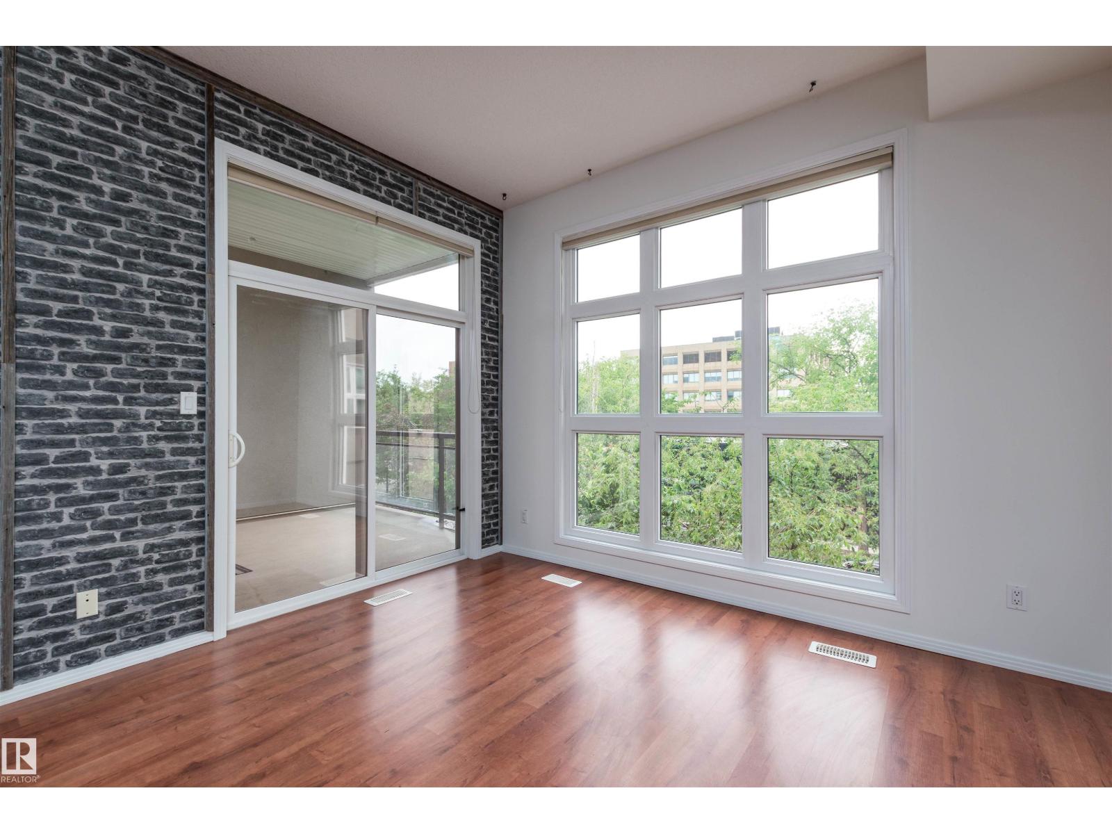 #321 10407 122 ST NW - 16