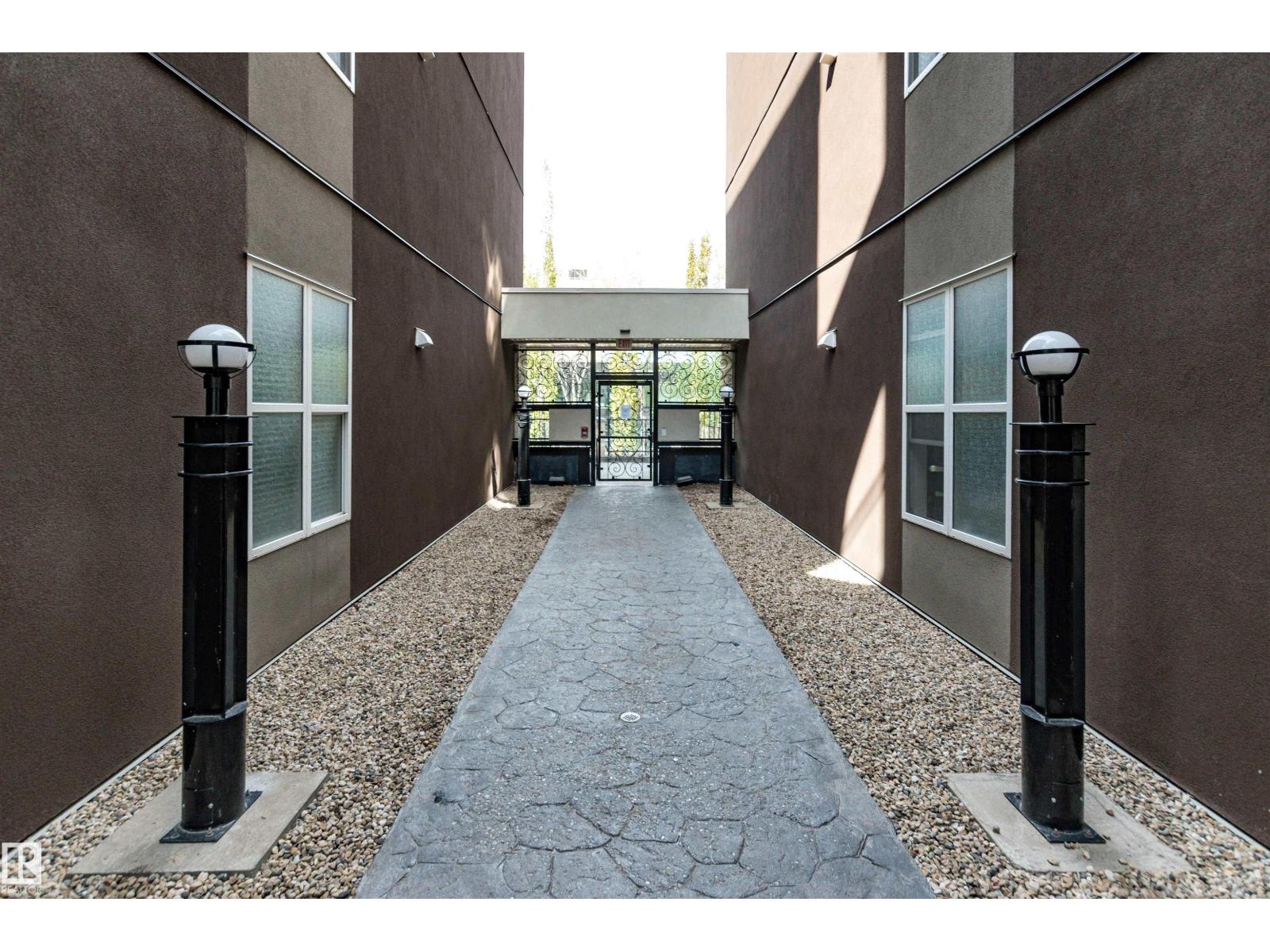 #321 10407 122 ST NW - Image 36