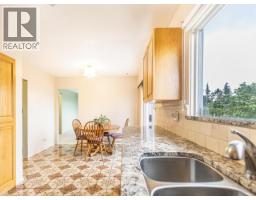 3571 Mackenzie Ave, Powell River, BC V8A3E7 Photo 17